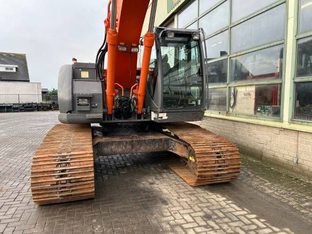 Hitachi ZX 225 US LC-3