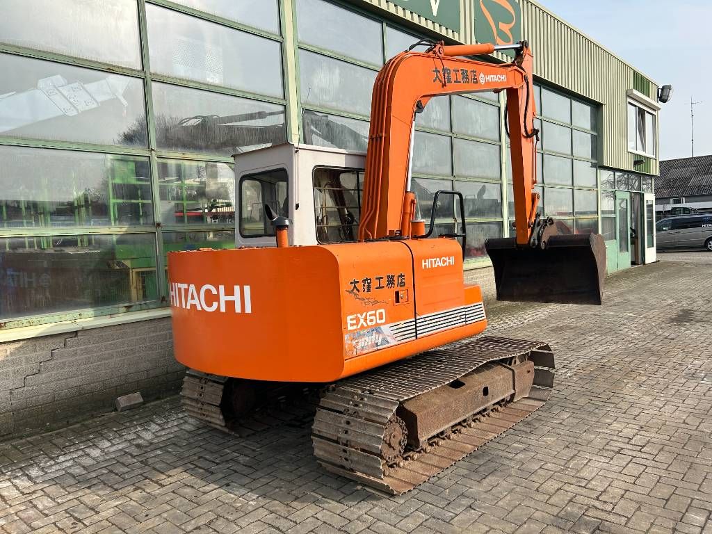 Hitachi EX 60