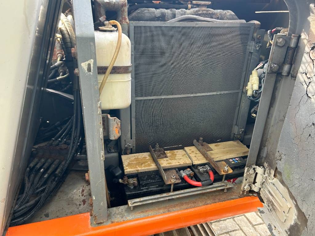 Hitachi EX 60