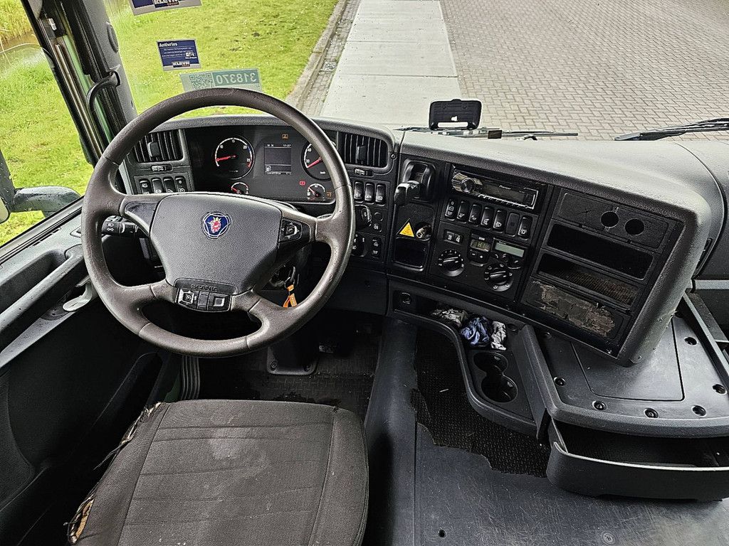 SCANIA G440 6x2 hooklift broken