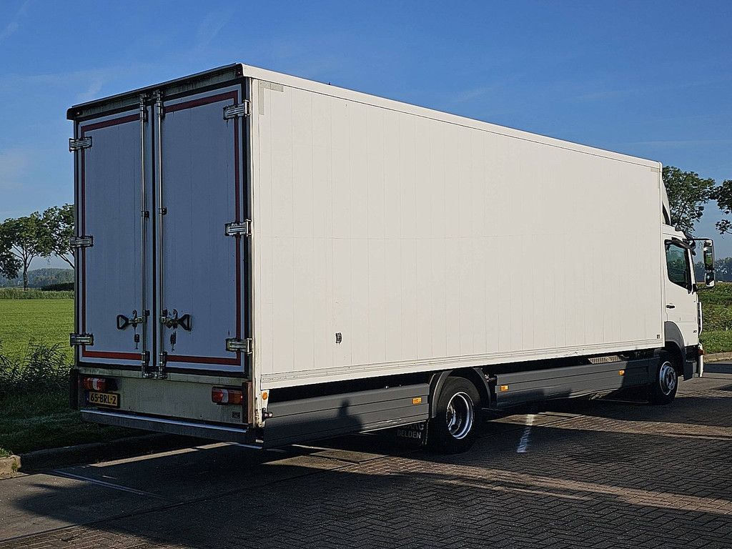MERCEDES-BENZ ATEGO 818