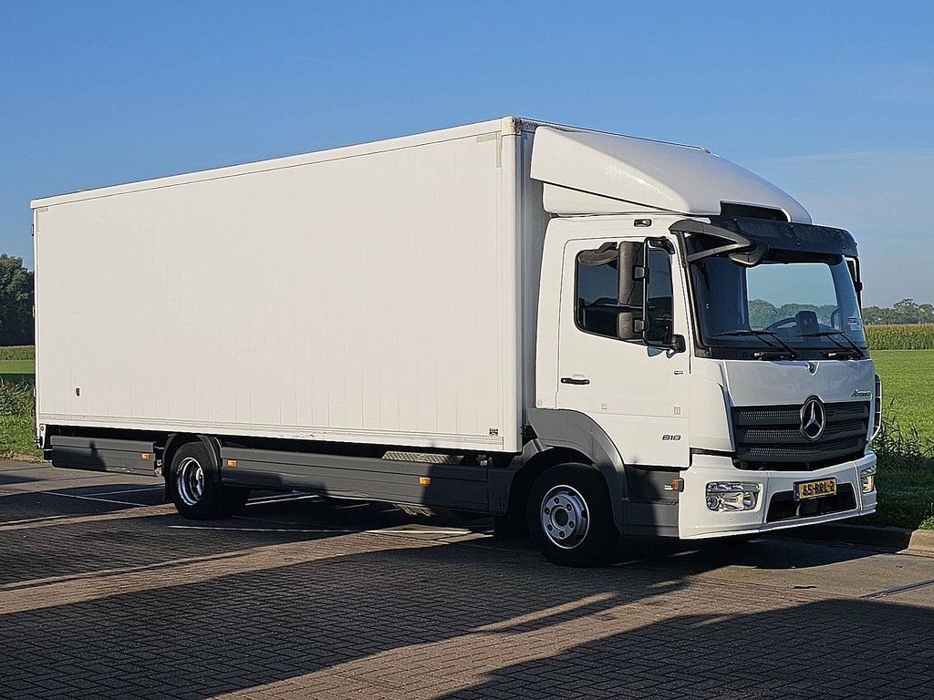 MERCEDES-BENZ ATEGO 818