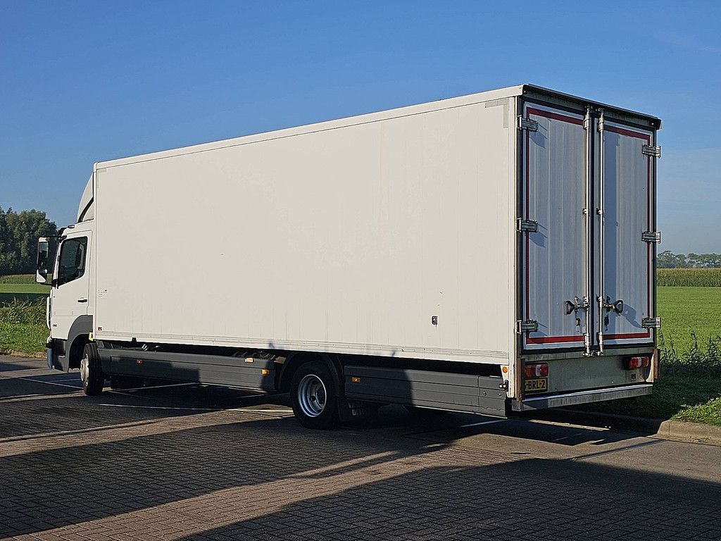 MERCEDES-BENZ ATEGO 818