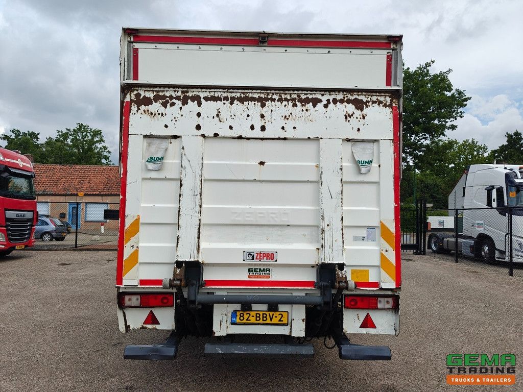 Renault Premium 270 4x2 Day Cab Euro 5 - Manual Transmission - Closed Body 6.5m - HW Floor - Tail Lift 2000kg