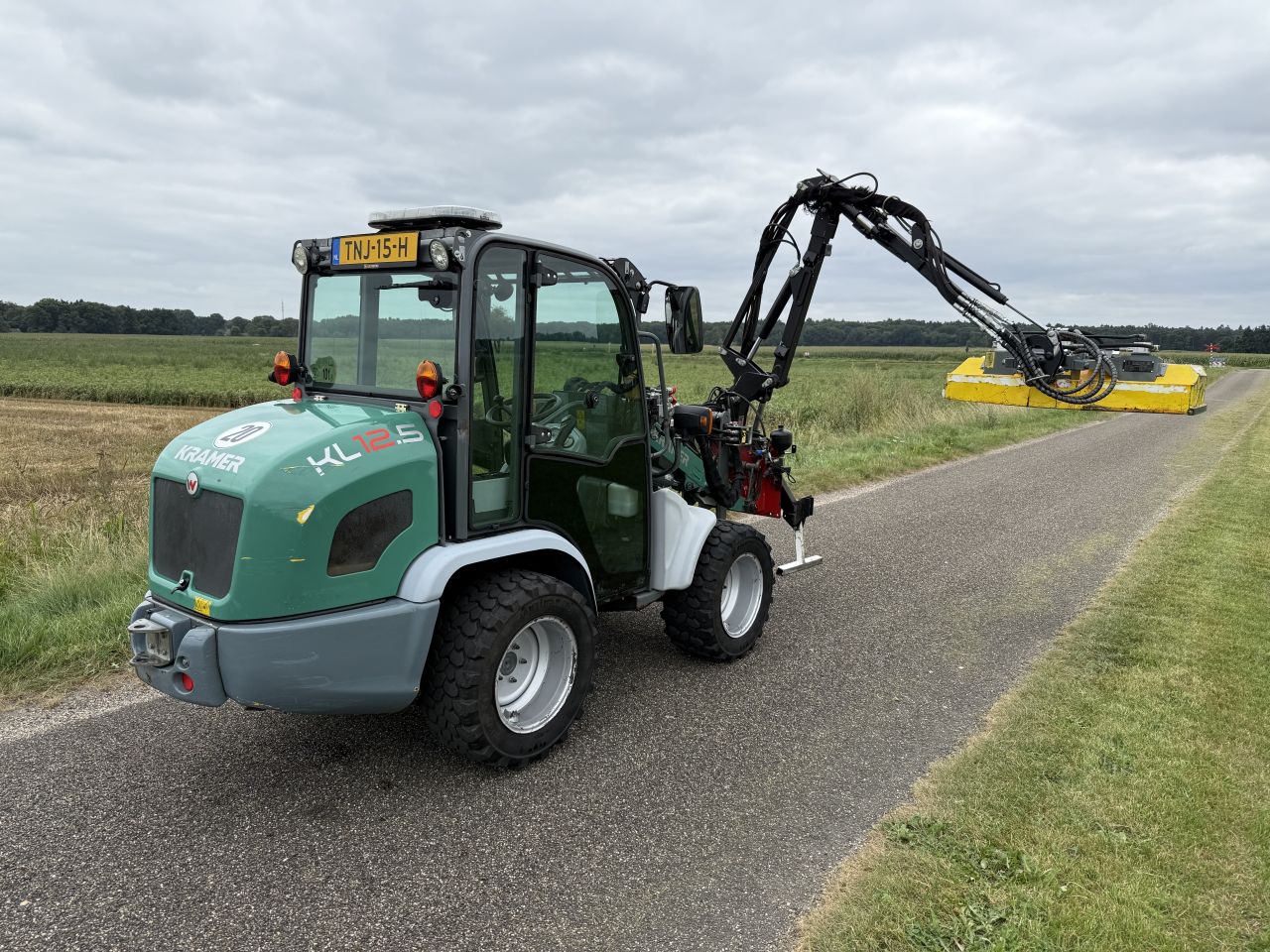 Kramer KL12.5 shovel met maaiarm, MC Connel, Becx snoeidek,