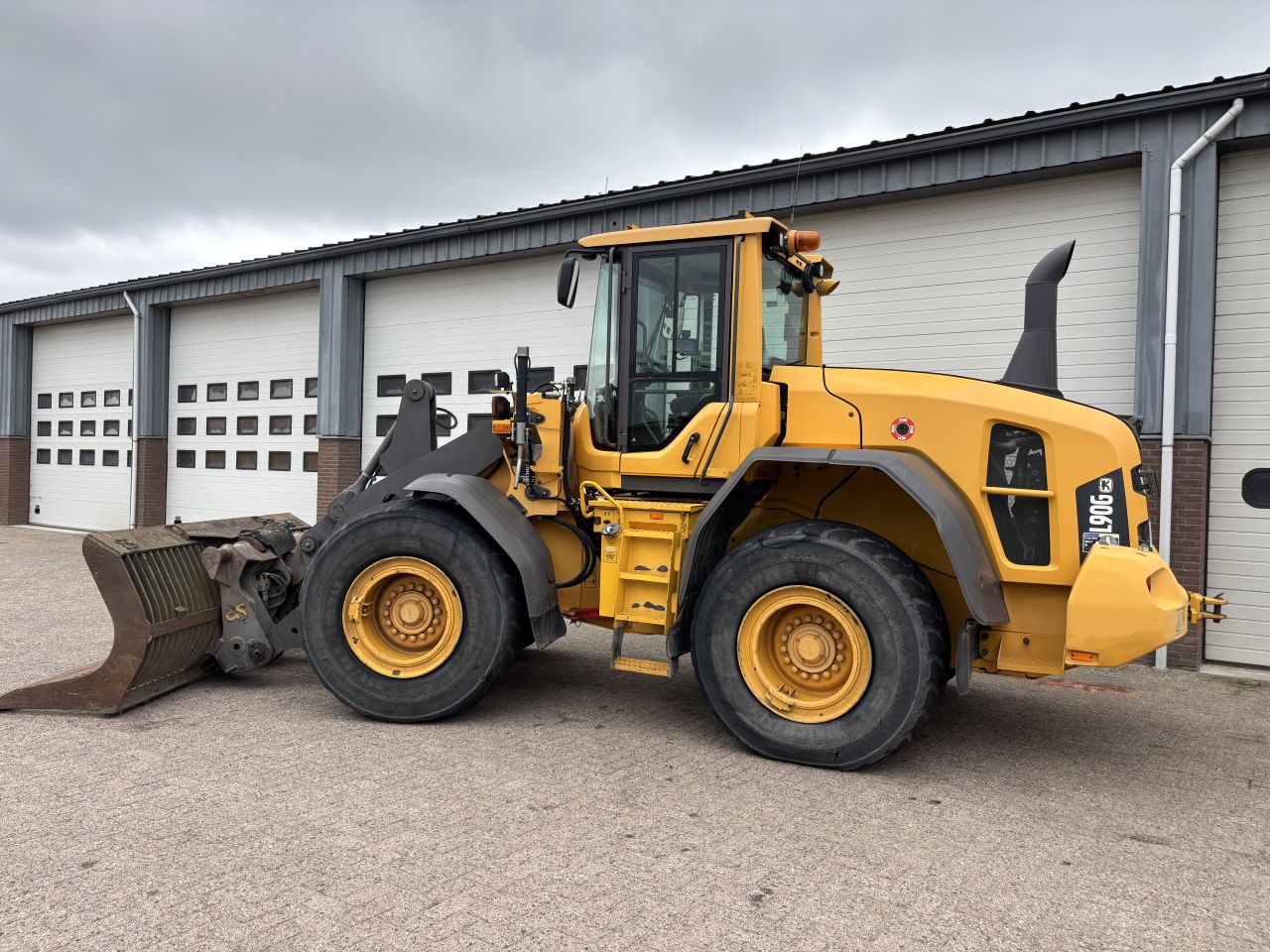 Volvo L90 G Trimble GPS