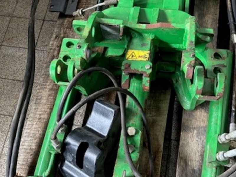 John Deere 8000 SERIE HITCH