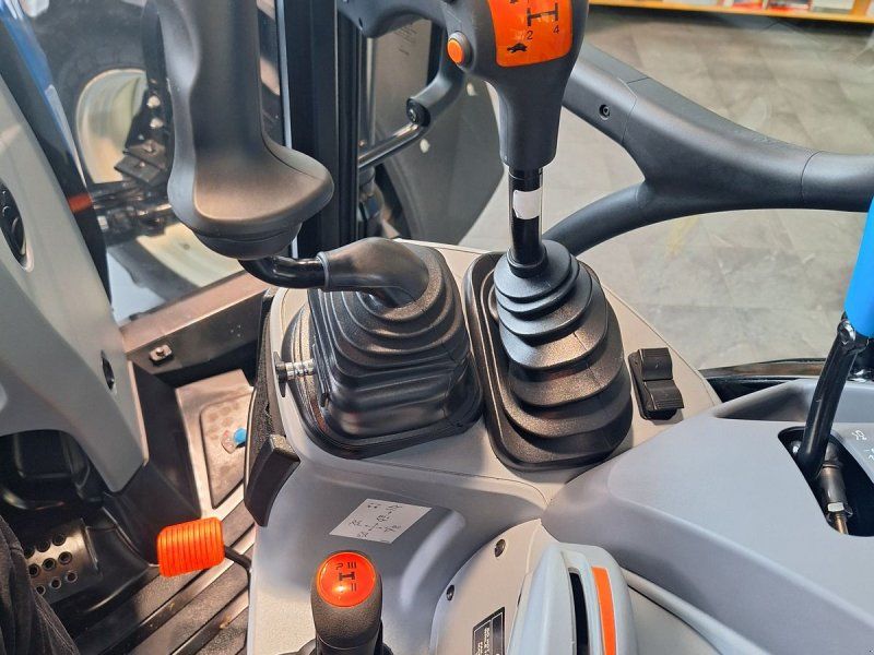 New Holland T5.80 HI LO Dual Command E Modell