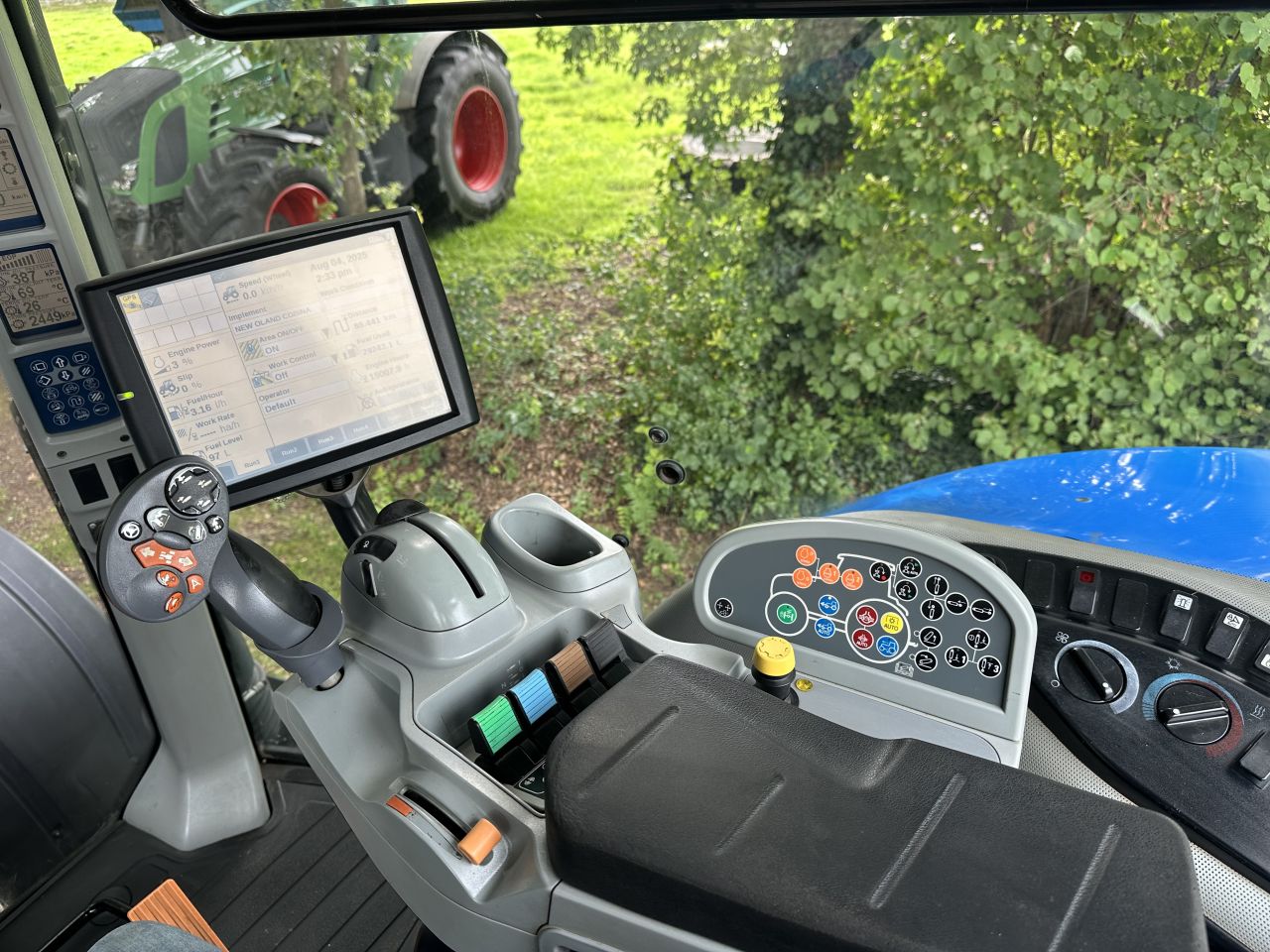 New Holland T8.390
