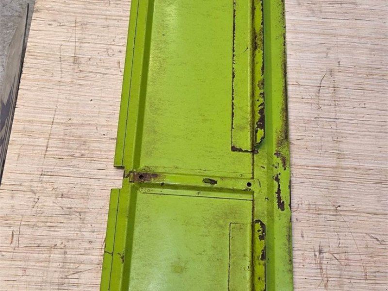 Claas V900
