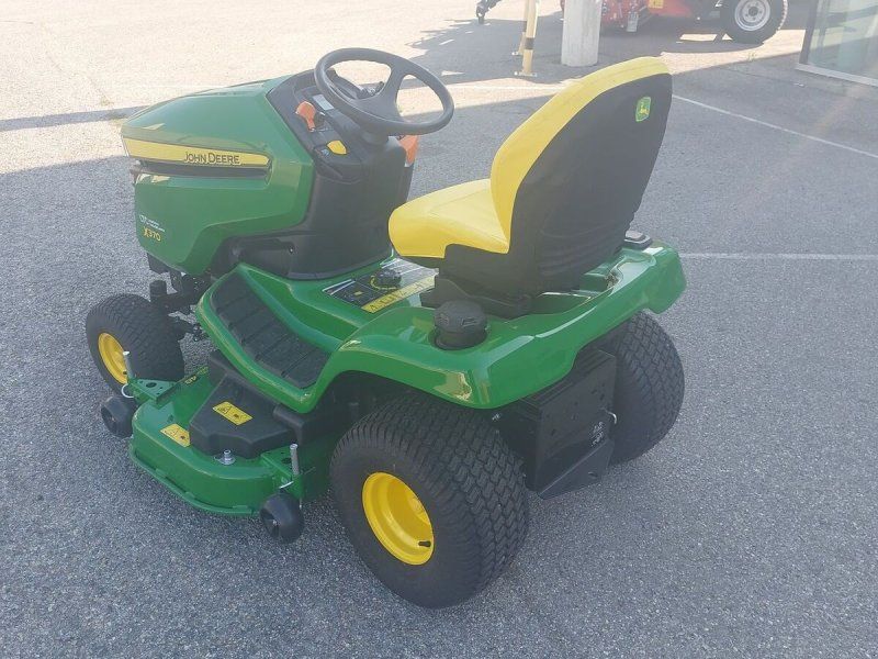 John Deere X370