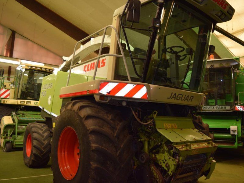 Claas Jaguar 900