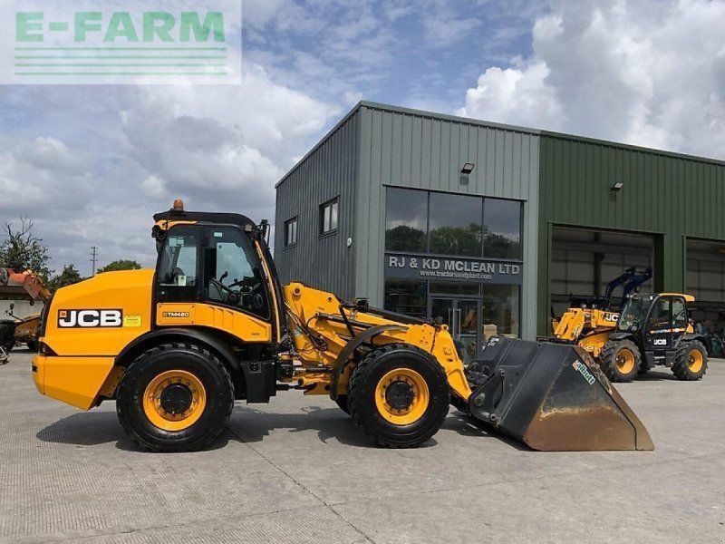 JCB tm420 pivot steer telehandler (st22540)
