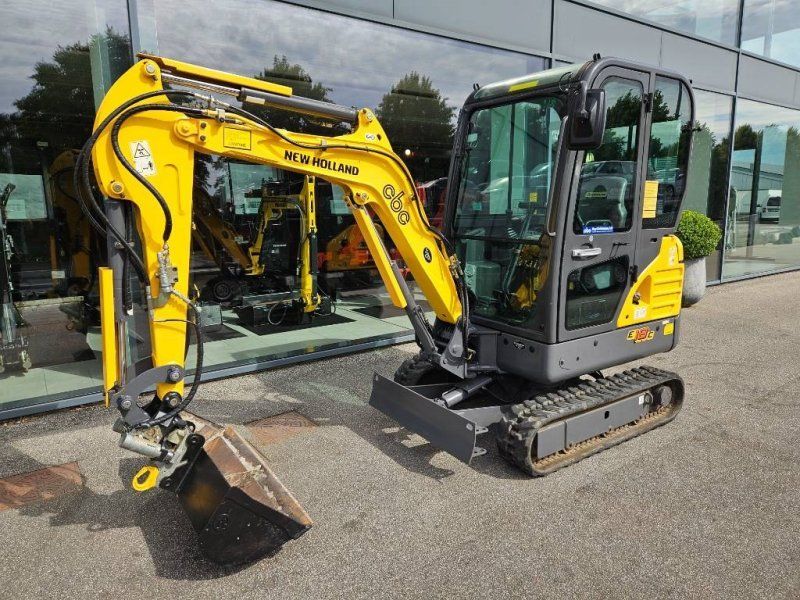 New Holland e18c