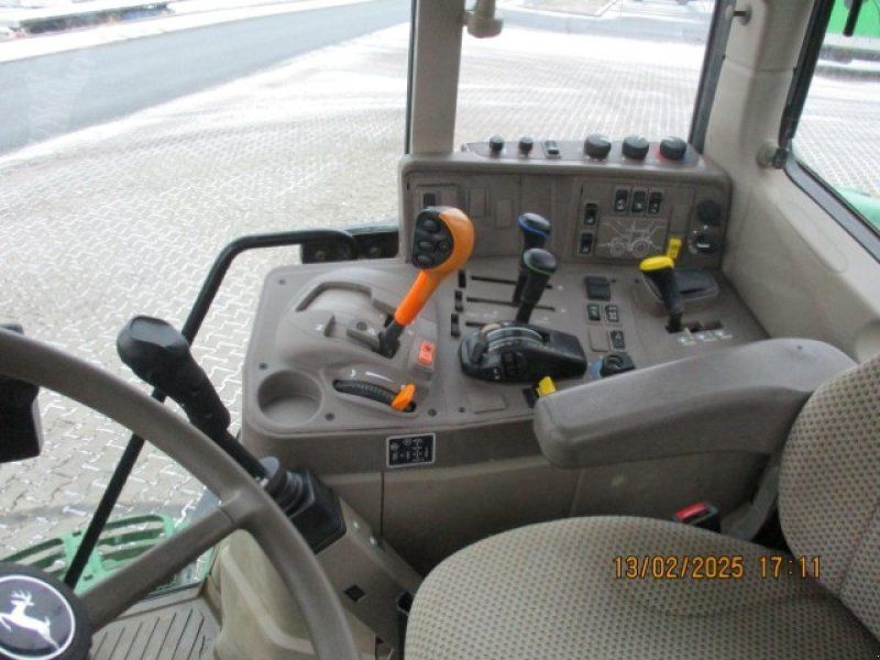 John Deere 6195 M mit SF3000