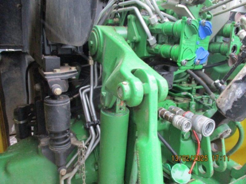 John Deere 6195 M mit SF3000