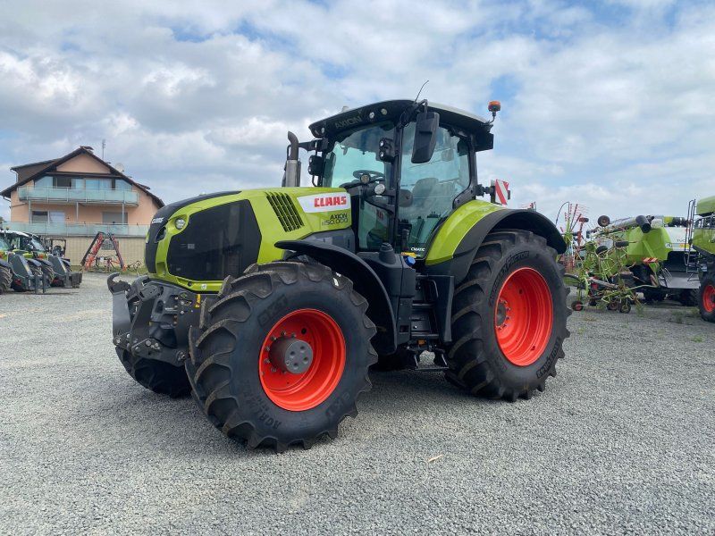 Claas Axion 870 C-MATIC