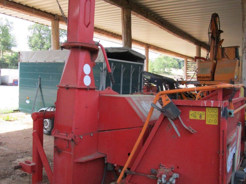 Dücker HF 250