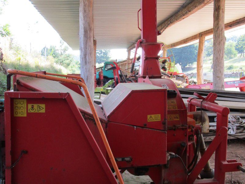 Dücker HF 250