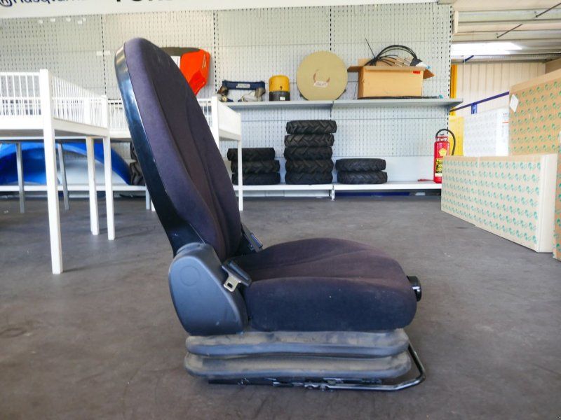 JCB Fahrersitz mechanisch