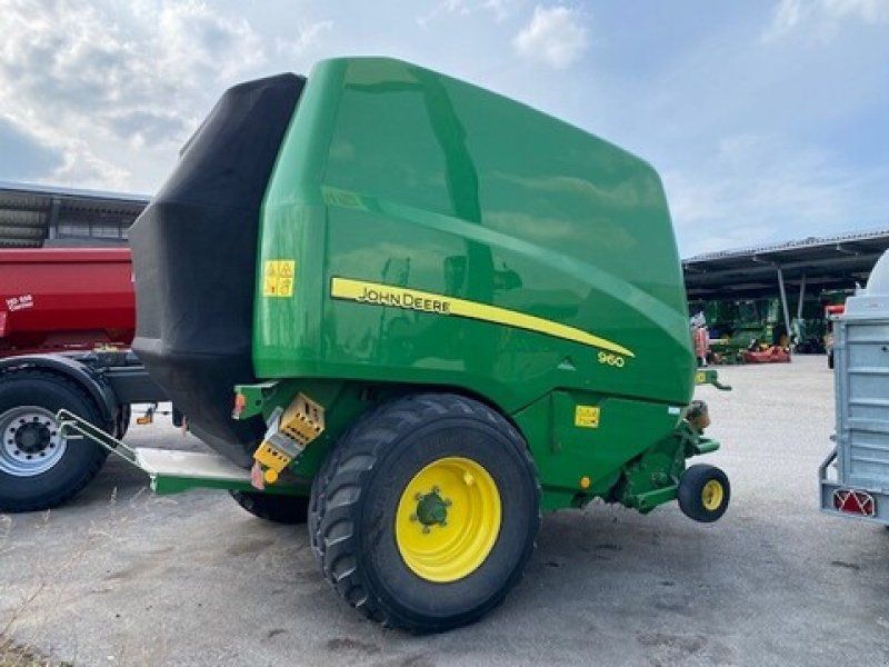 John Deere 960