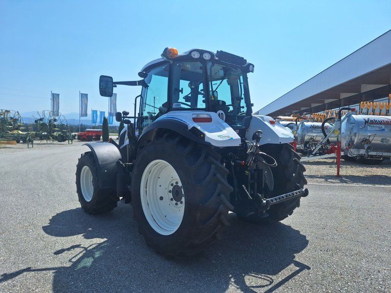 New Holland T 5.95