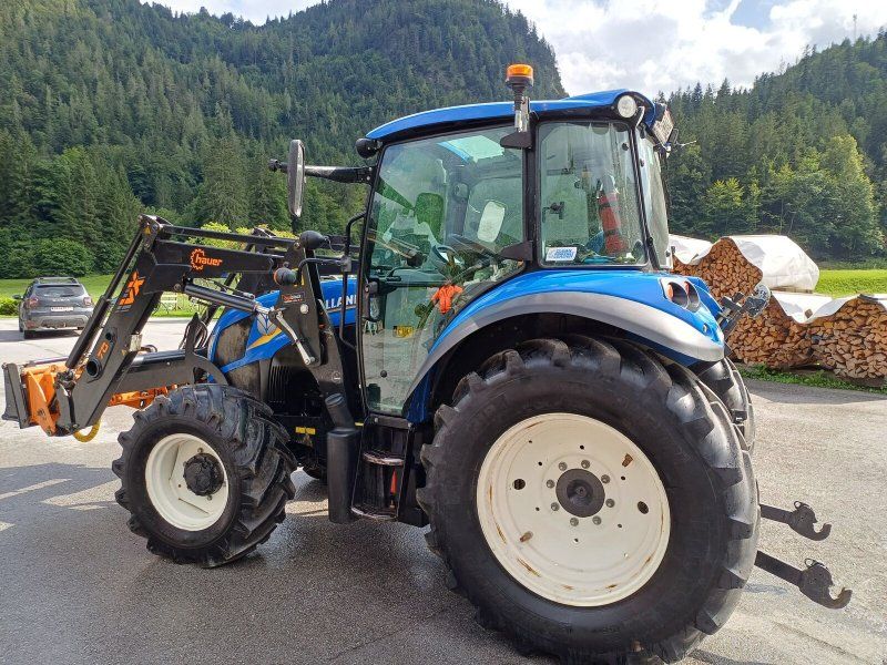 New Holland T 4.85 (24211)