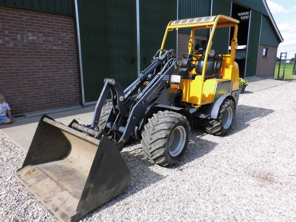 Eurotrac W 12