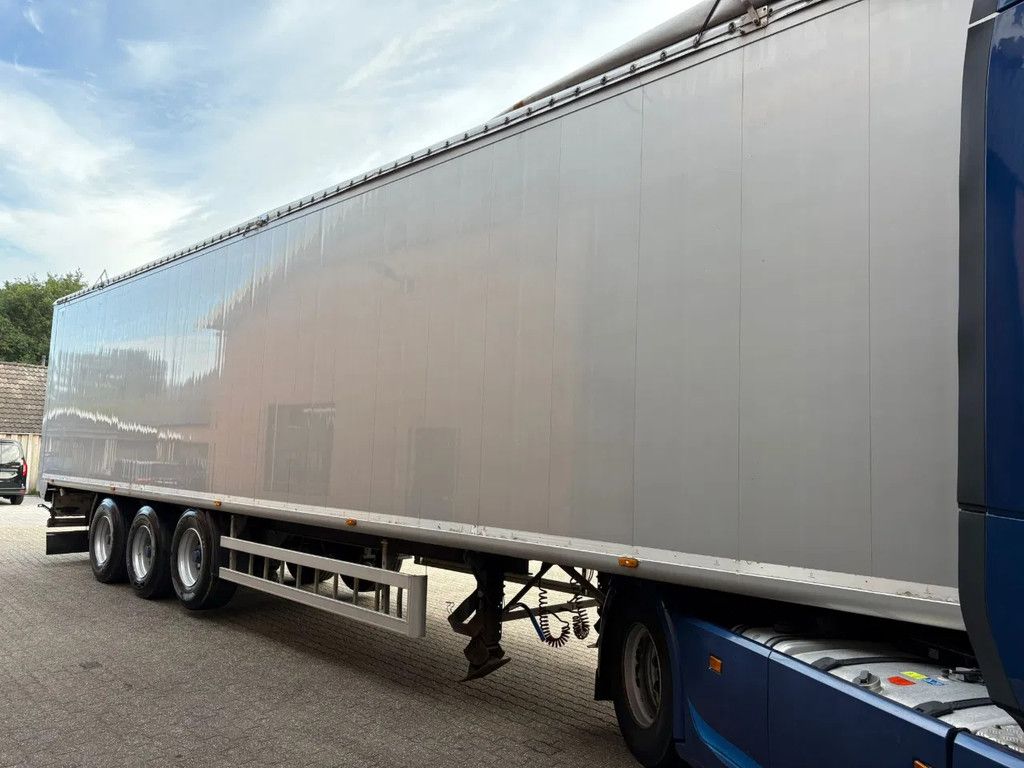 Kraker CF200 92m3, 2X Liftas Cargo Floor