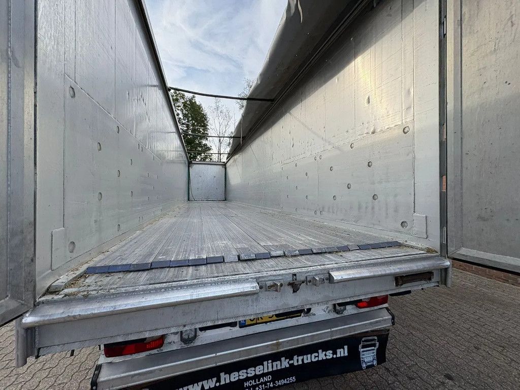 Kraker CF200 92m3, 2X Liftas Cargo Floor