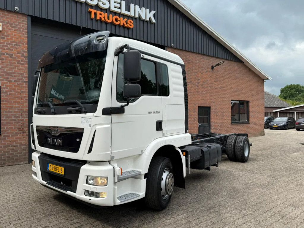 MAN TGM TGM 15.250 4X2 Chassis, Airco, 526.460 KM, Slaapcabine