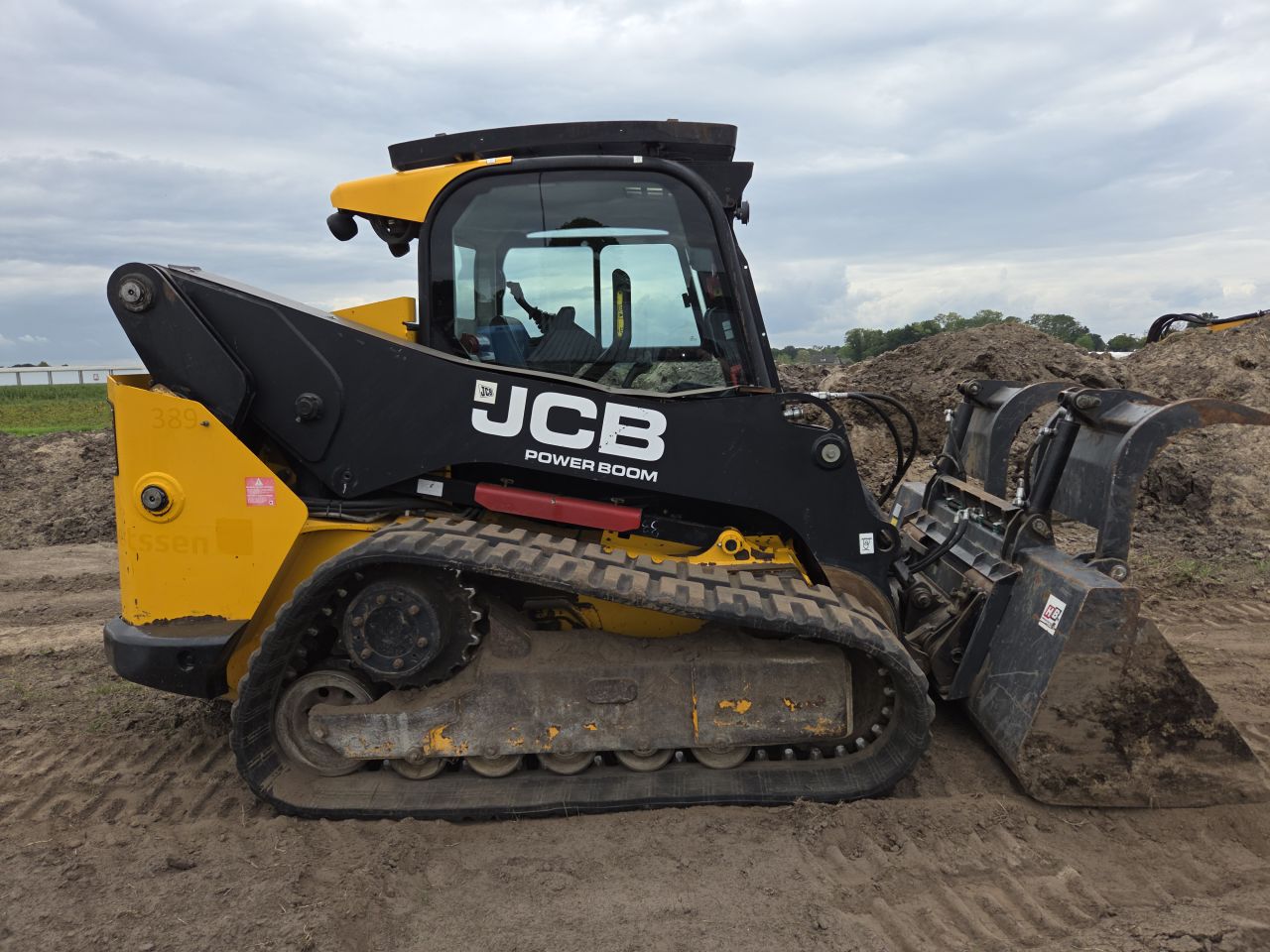 JCB 320T AC Joystick 5400kg trackloader schranklader