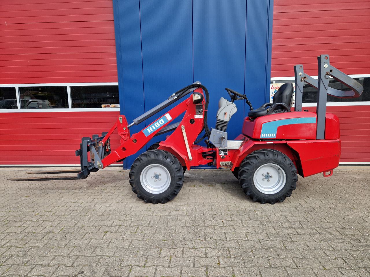 HERACLES H180 SHOVEL 35PK BOUWJAAR 2019