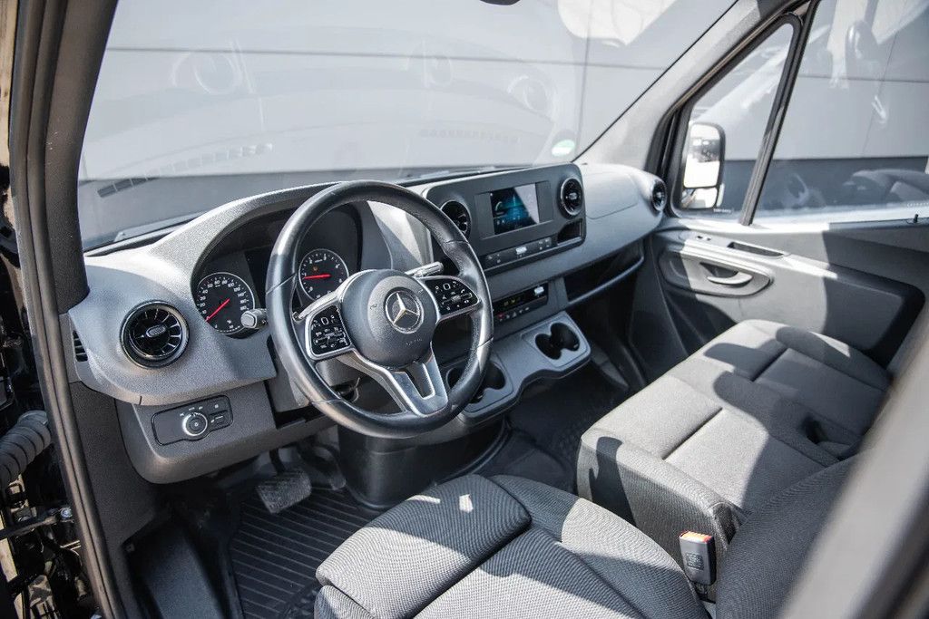Mercedes-Benz Sprinter 319 CDI