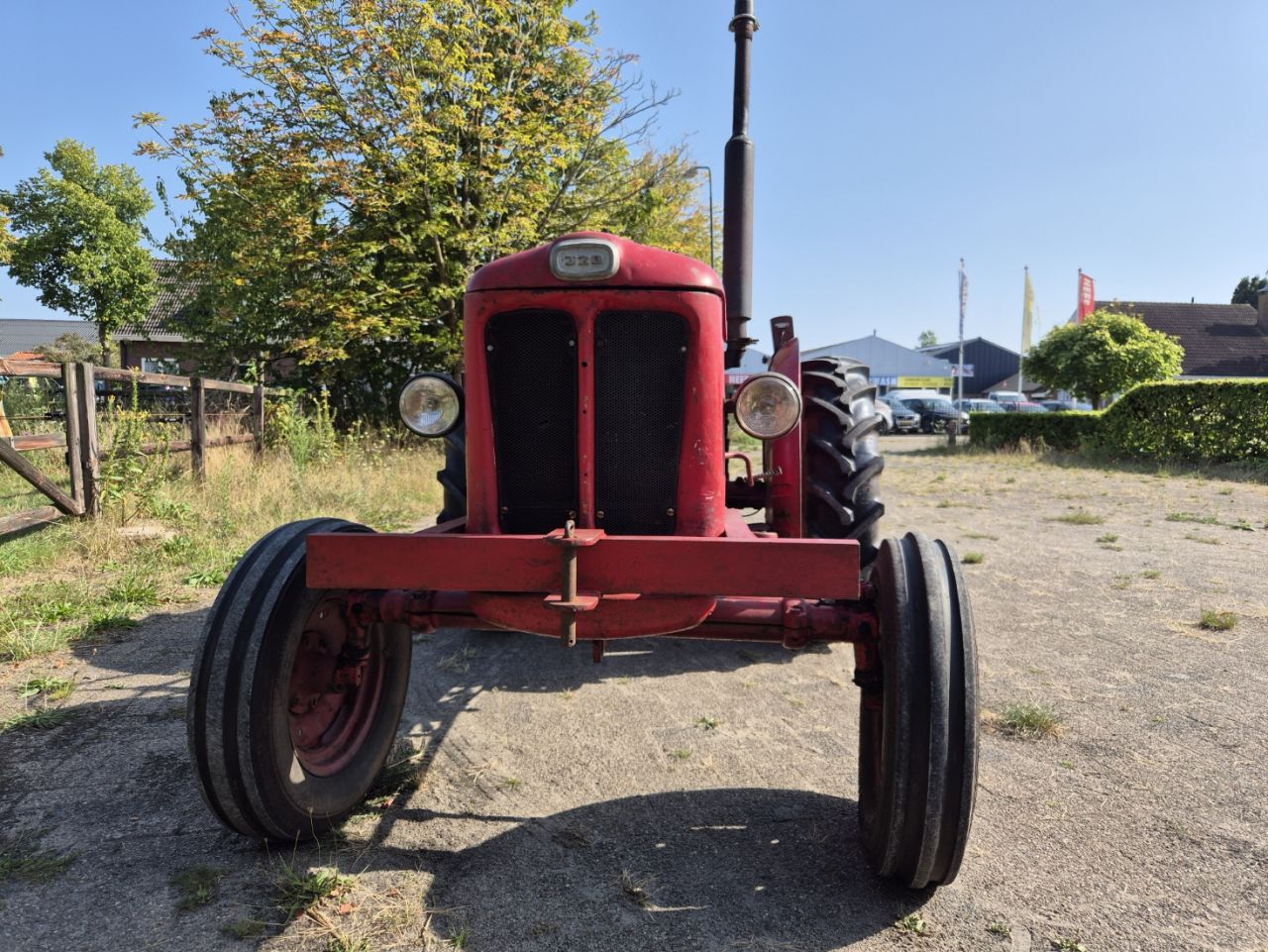 Te koop aangeboden een zeldzame Volvo BM 320