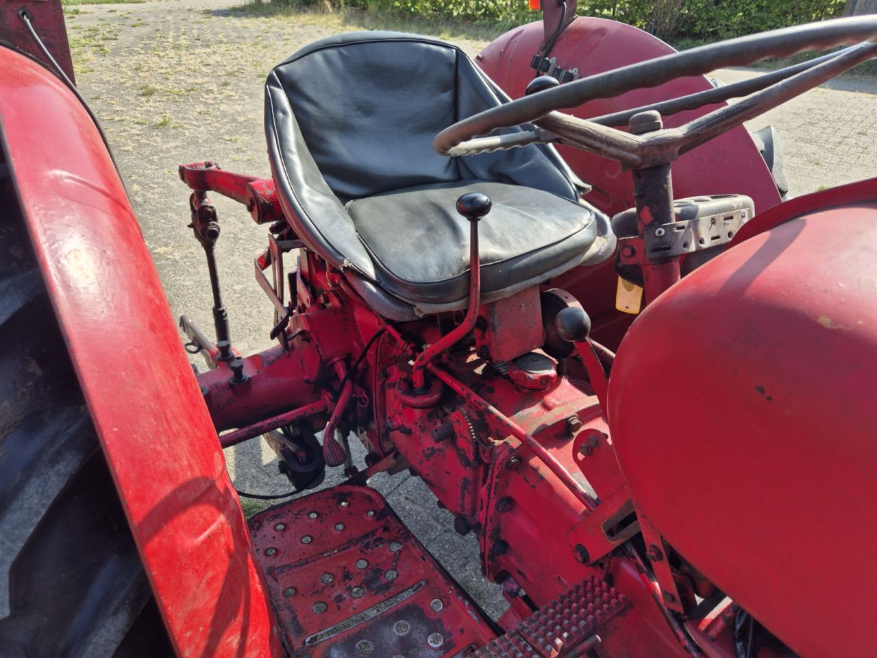 Te koop aangeboden een zeldzame Volvo BM 320