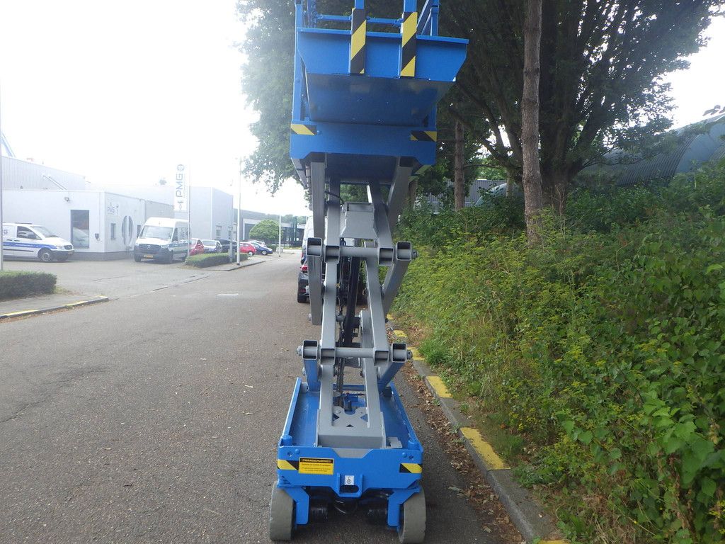 Scissor lift Genie GS-1532 Electric 6.6m 2014