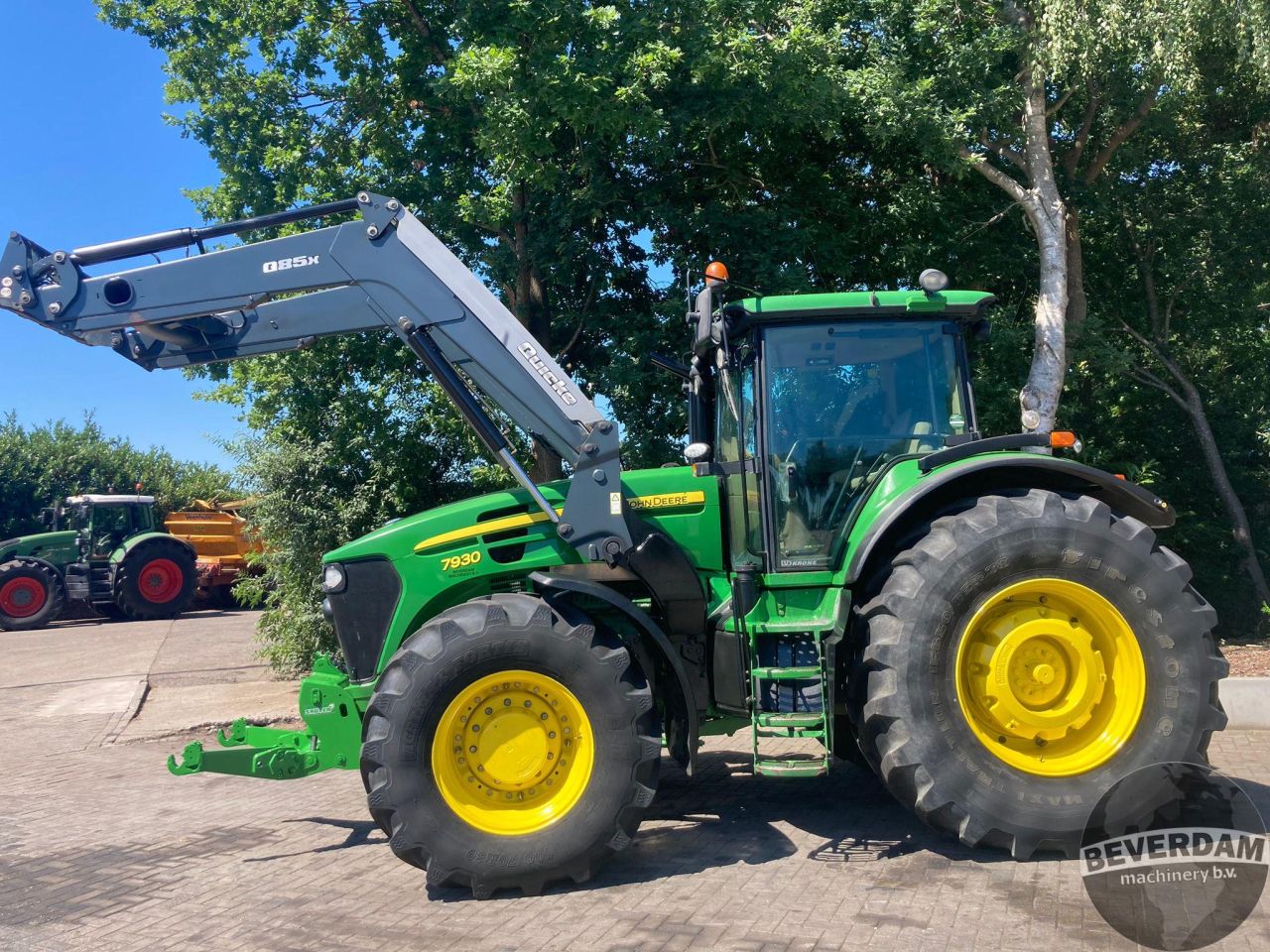John Deere 7930