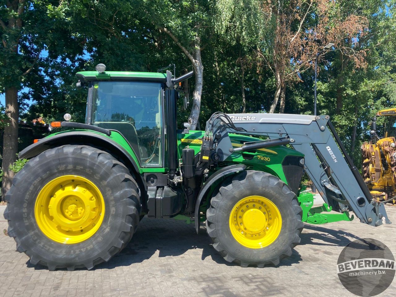 John Deere 7930