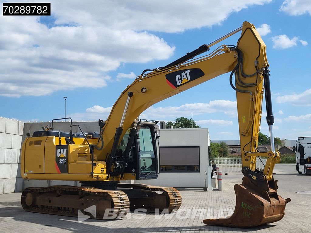 Caterpillar 320 F L
