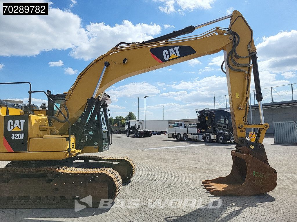 Caterpillar 320 F L