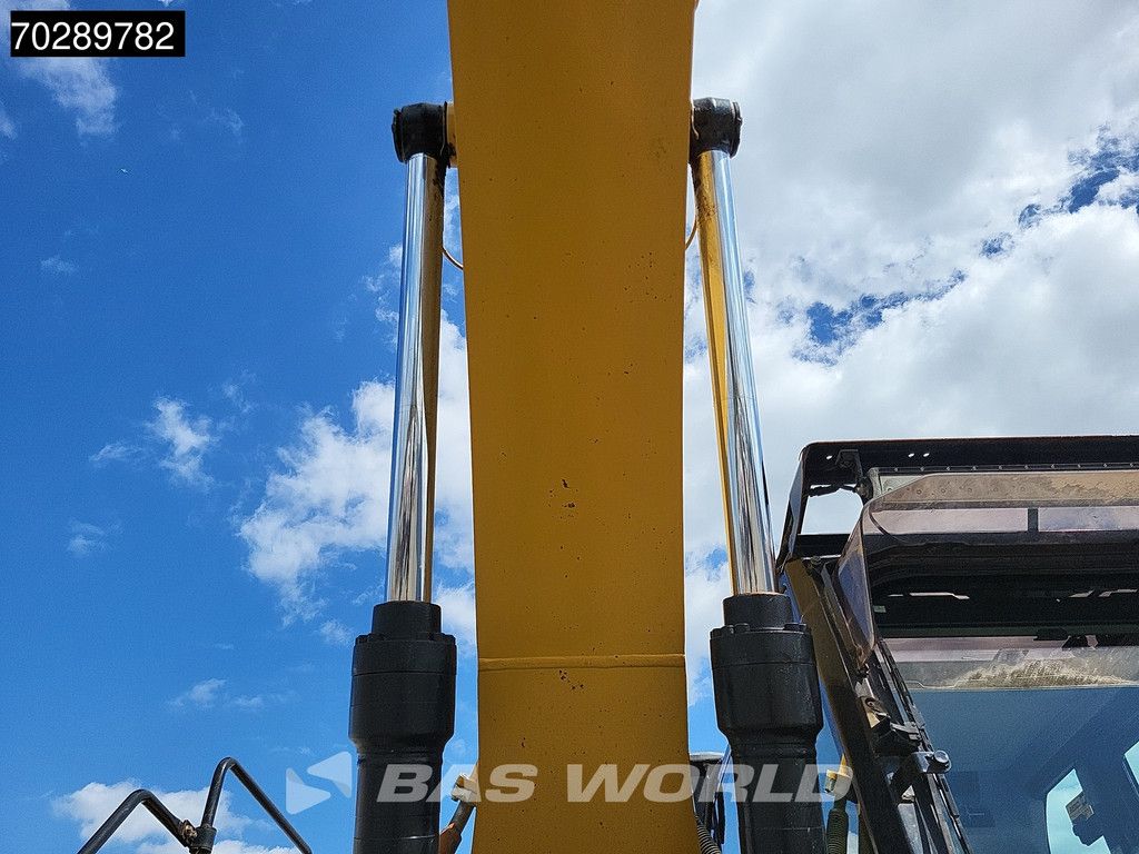 Caterpillar 320 F L