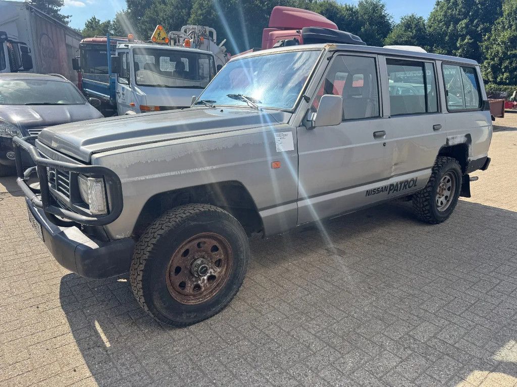 Nissan Patrol **LONG CHASSIS-7 SEATER**