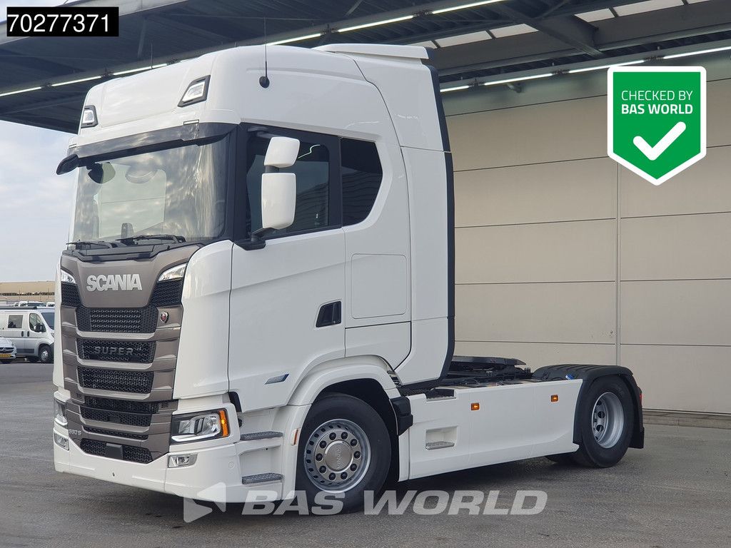 Scania S560 4X2 NEW! Retarder Full-Air 2xTanks Standklima Navi ACC LED Euro 6
