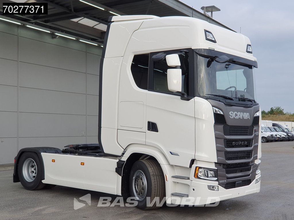 Scania S560 4X2 NEW! Retarder Full-Air 2xTanks Standklima Navi ACC LED Euro 6