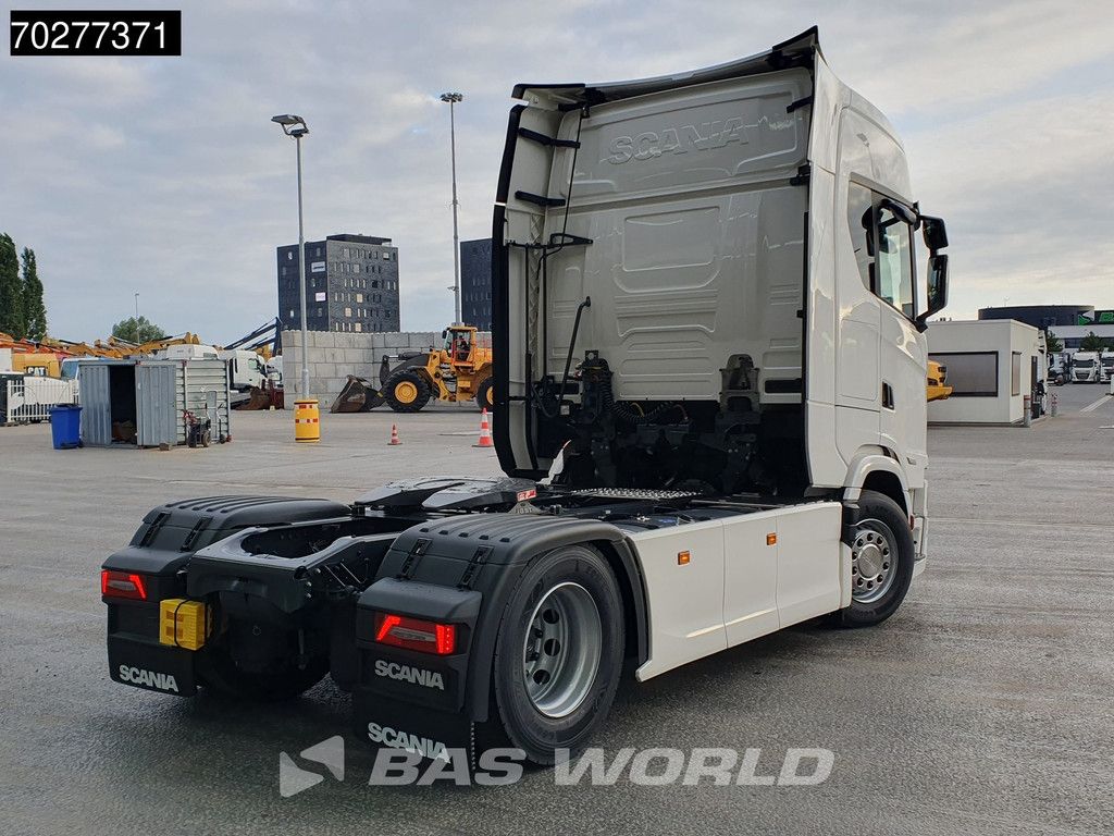 Scania S560 4X2 NEW! Retarder Full-Air 2xTanks Standklima Navi ACC LED Euro 6