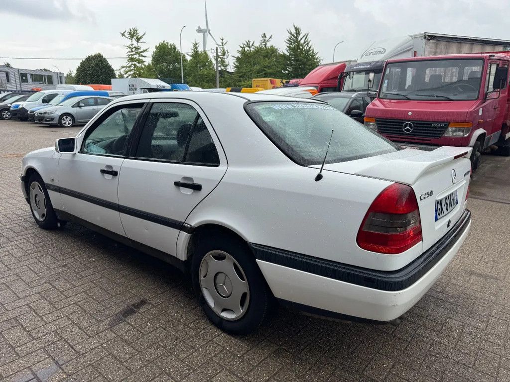 Mercedes-Benz C-klasse **C250DIESEL**