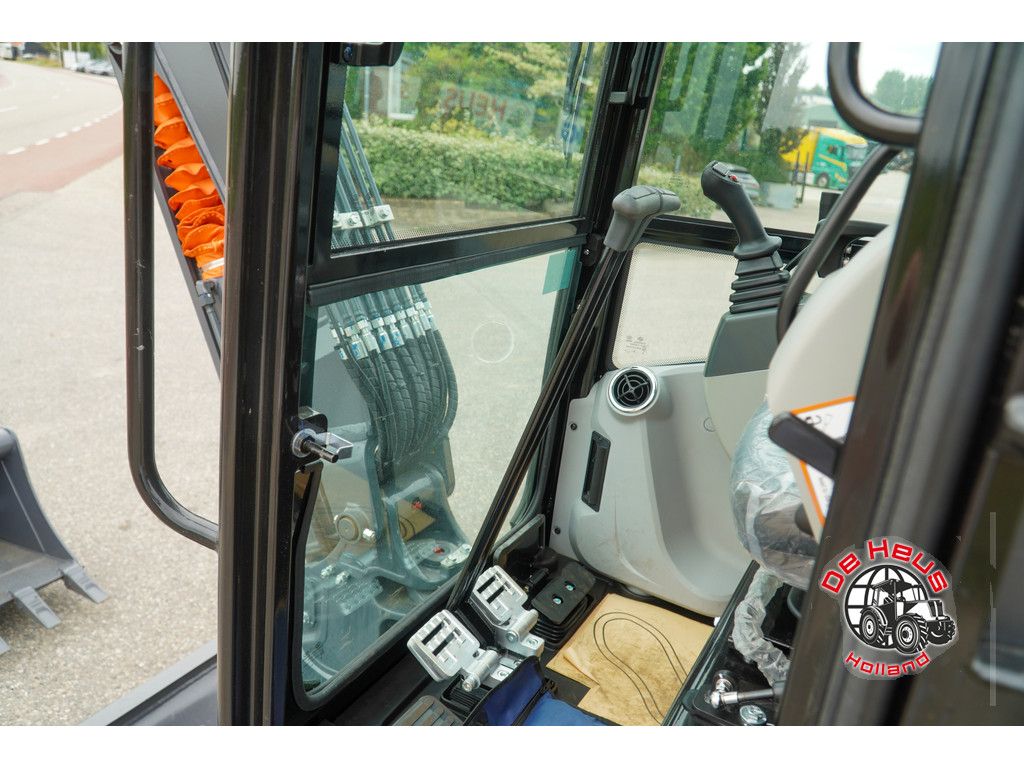 Eurotrac HE26SR