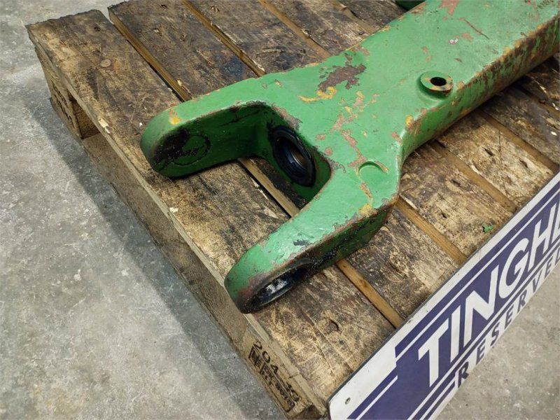 John Deere 3040