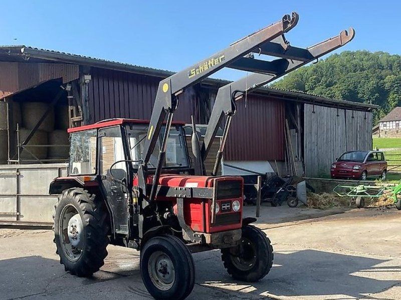 Massey Ferguson 253